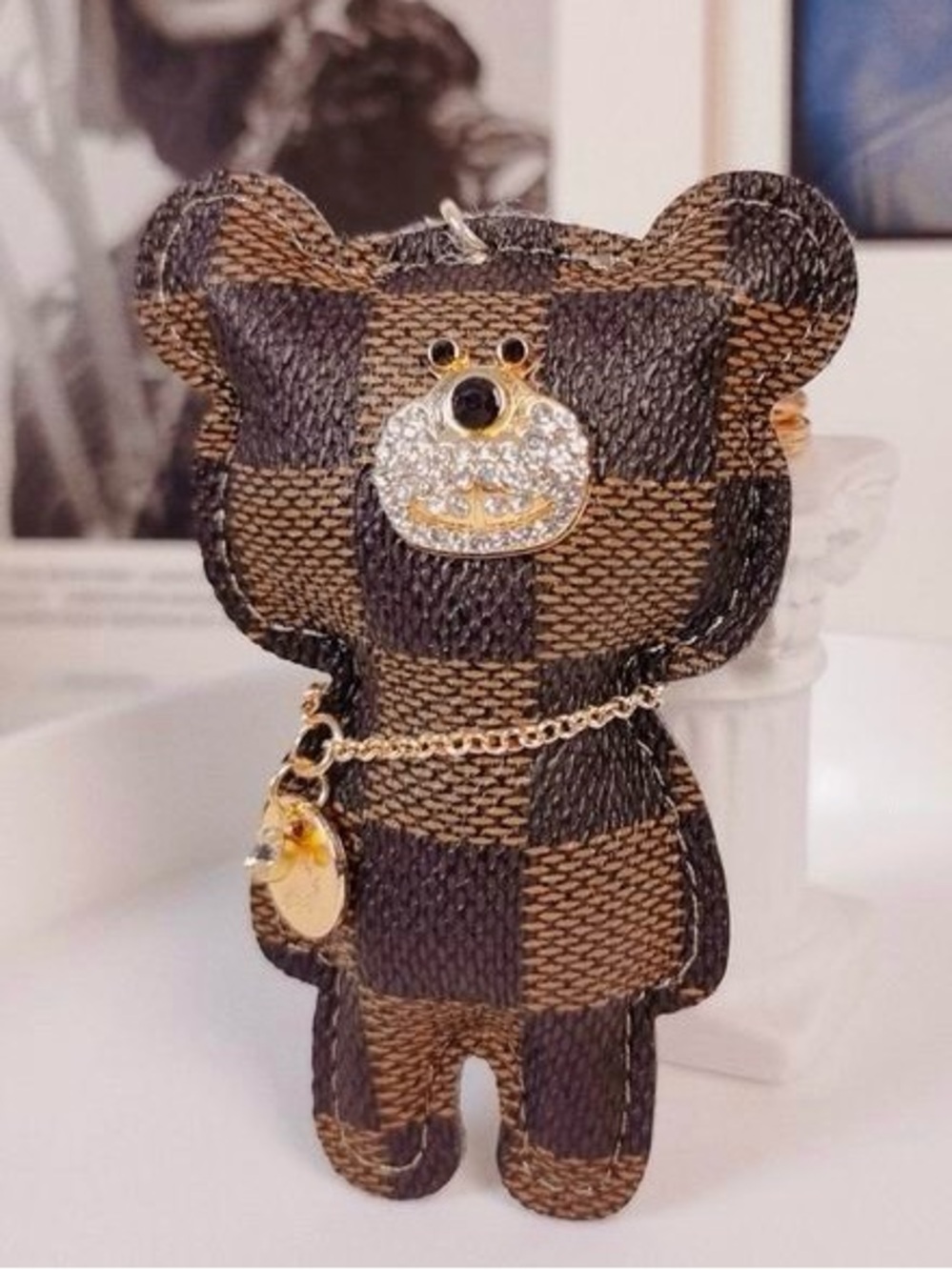 Luxury bear keychain